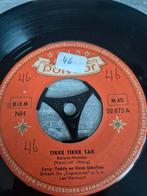 oude piraten single van Teddy en Henk scholten tikke tikke, Ophalen of Verzenden, Gebruikt, 7 inch, Nederlandstalig