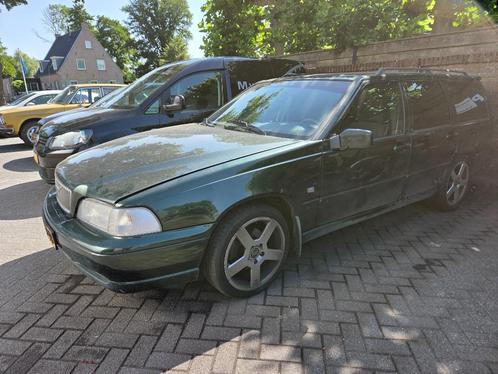 Volvo V70 2.3 T-5 AUT 1997 Groen, Auto's, Volvo, Bedrijf, V70, ABS, Adaptive Cruise Control, Airbags, Airconditioning, Bluetooth