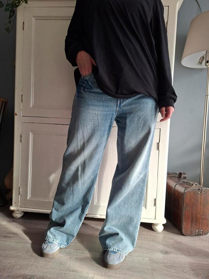 H&M ultra high waist wide leg jeans 46, Kleding | Dames, Spijkerbroeken en Jeans, Gedragen, Overige jeansmaten, Blauw, Ophalen of Verzenden