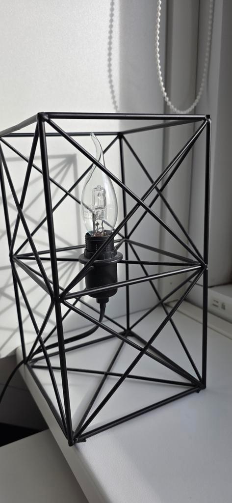 Moderne zwarte design lamp, Antiek en Kunst, Antiek | Lampen, Ophalen of Verzenden