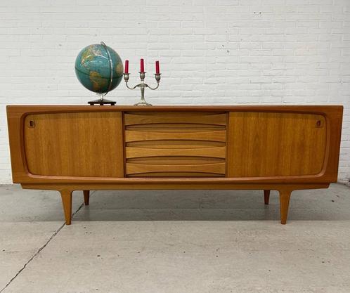 Deens vintage dressoir in teak, Antiek en Kunst, Antiek | Meubels | Kasten, Ophalen