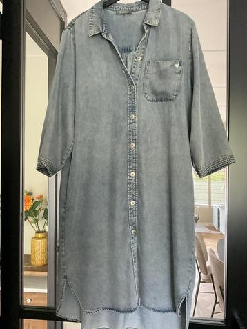 Nieuwe soepelvallende jeans jurk van Geisha maat XL beschikbaar voor biedingen