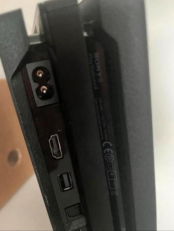 PlayStation 4 Pro 7216b laatste versie. Als nieuw geen kras beschikbaar voor biedingen