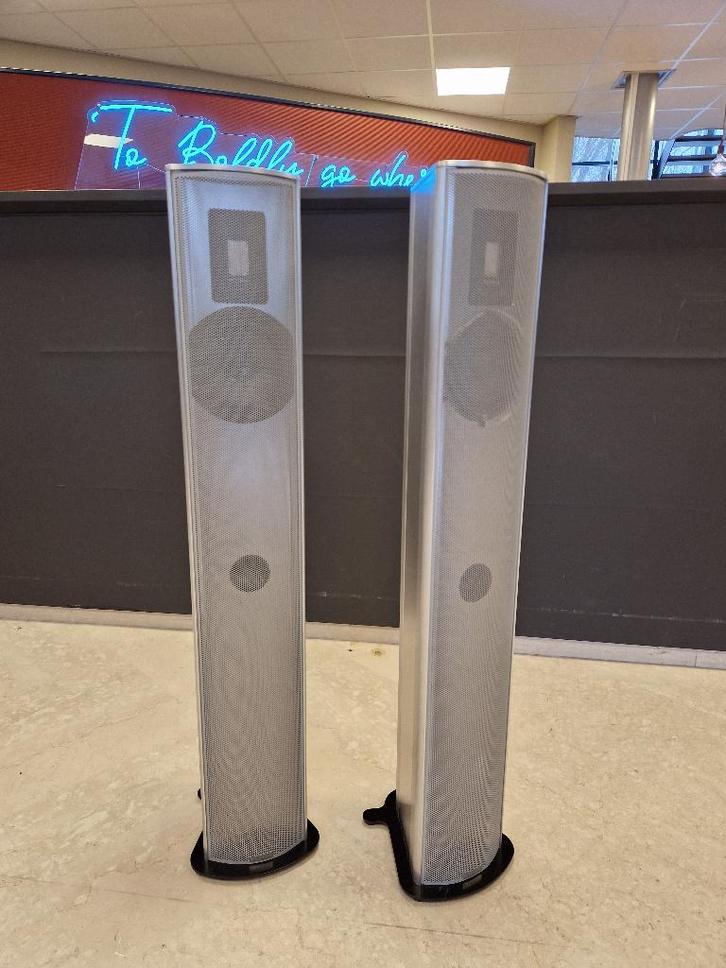 ✅ Piega P4L vloerstaanders alu + metalen front (set), Audio, Tv en Foto, Luidsprekers, Gebruikt, Front, Rear of Stereo speakers