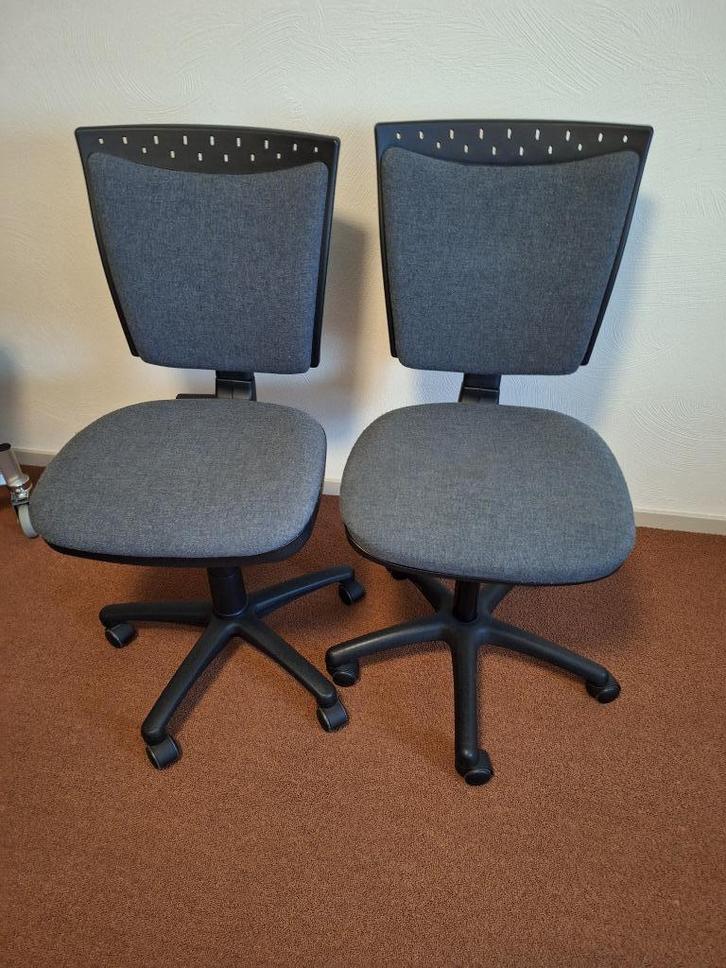 2 Bureaustoelen, Huis en Inrichting, Bureaustoelen, Gebruikt, Zwart, Ophalen