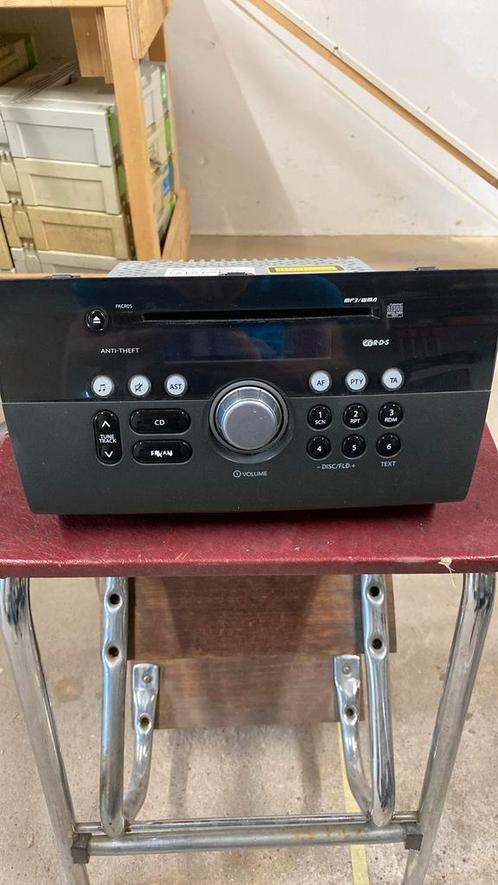 Suzuki swift 2009 (2005-2010) radio, Auto diversen, Autoradio's, Zo goed als nieuw, Ophalen of Verzenden