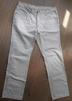 Te koop: Mooie licht katoenen broek van LIV  Maat: 34/32, Kleding | Heren, Broeken en Pantalons, Maat 52/54 (L), LIV, Beige, Ophalen of Verzenden