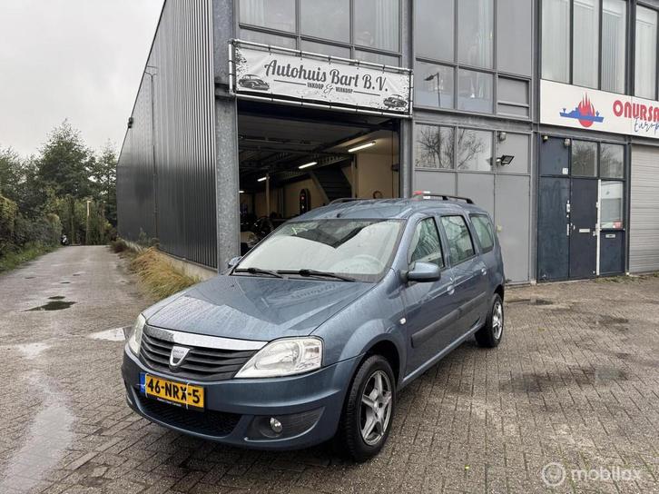 Dacia Logan MCV 1.6 MPI Lauréate Airco! Trekhaak! Nieuwe AP, Auto's, Dacia, Bedrijf, Te koop, Logan MCV, ABS, Airbags, Alarm, Boordcomputer
