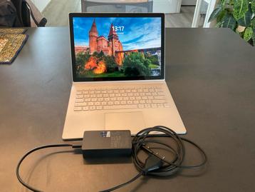 Surface Book 2 i5 - Uitstekende Staat! beschikbaar voor biedingen