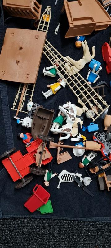 Diverse Playmobil Onderdelen beschikbaar voor biedingen