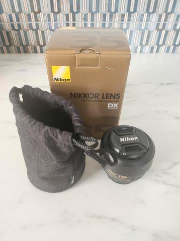 Nikon AF-S DX NIKKOR 35mm f/1.8G beschikbaar voor biedingen
