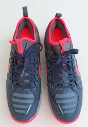 Schoenen voor veldsport, maat 40, nooit gedragen beschikbaar voor biedingen