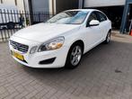 Volvo S60 T5 5 cilinder ! 2.5 20v 2011 automaat 250 pk, Beige, S60, Wit, Leder