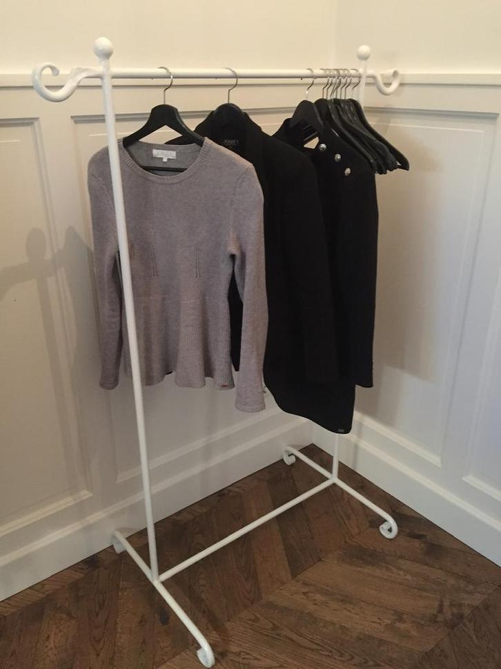 Kledingrek wit metaal, Kleding | Dames, Kledingrekken, Zo goed als nieuw, Ophalen
