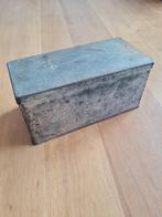 Brocante ijzeren blik, langwerpig model, Ophalen of Verzenden