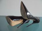 GRATIS VERZENDEN | JIMMY CHOO zwarte lak hakken 39.5, Pumps, Verzenden, JImmy Choo, Zwart