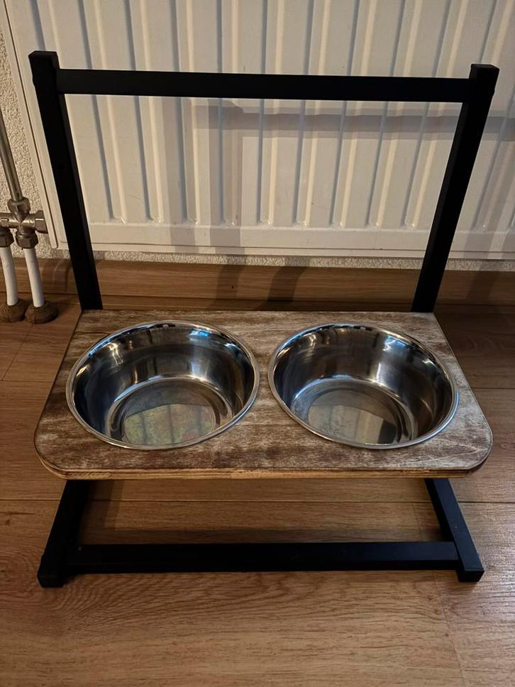 Honden voerbakken, Dieren en Toebehoren, Hondenvoerbakken en Drinkbakken, Zo goed als nieuw, Ophalen