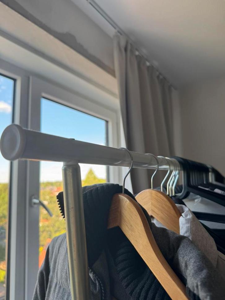 RIGGA Kledingrek, wit, Kleding | Dames, Kledingrekken, Gebruikt, Met wielen, Ophalen of Verzenden