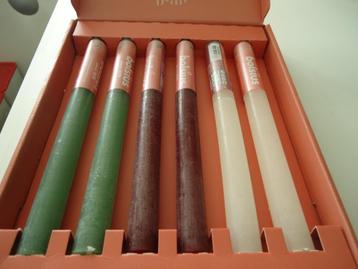 doos met 6 bolsiuskaarsen  2 wit , 2 rood, 2 groen 27 cm h x beschikbaar voor biedingen