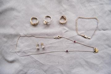 Zilveren sieraden te koop – set van 5 stuks beschikbaar voor biedingen