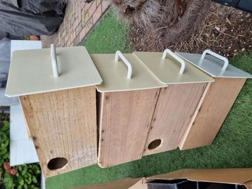 4 broedblokken  beschikbaar voor biedingen