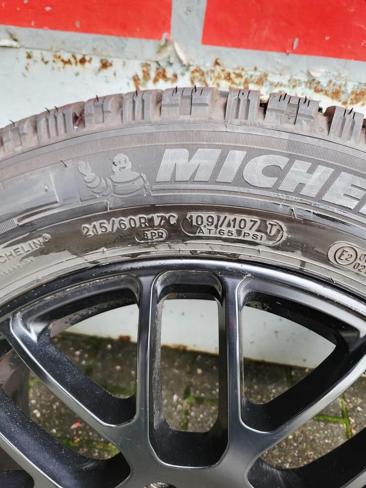 Michelin Winterbanden met Velgen - 17 inch, Auto-onderdelen, Banden en Velgen, Banden en Velgen, Winterbanden, 17 inch, 215 mm