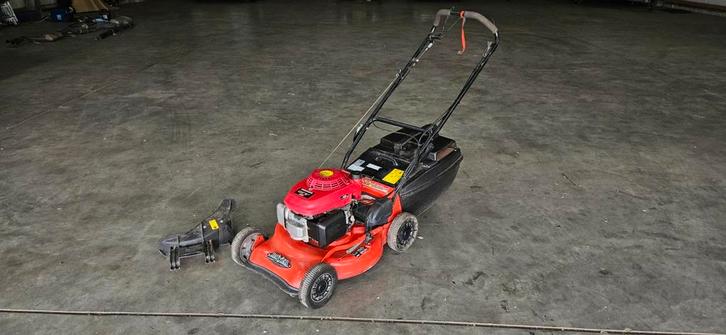 Honda gcv 160, Rover self propelled, Tuin en Terras, Grasmaaiers, Gebruikt, Benzine-grasmaaier, Opvangbak, Ophalen