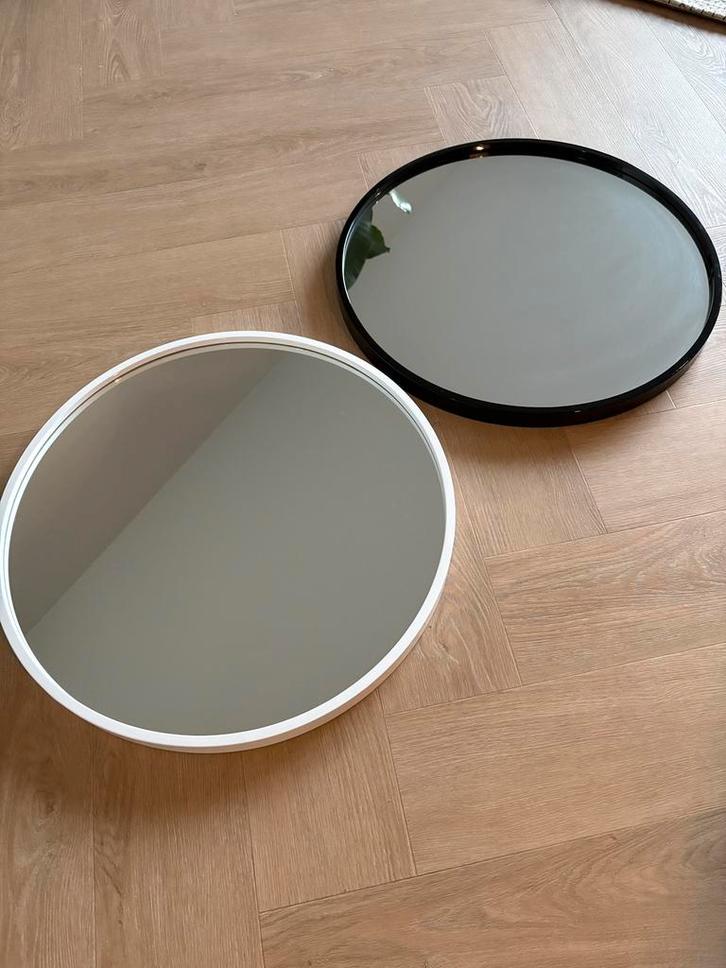 2x MADE Essentials Bex ronde spiegel, 55 cm, Huis en Inrichting, Woonaccessoires | Spiegels, Gebruikt, 50 tot 75 cm, Minder dan 100 cm