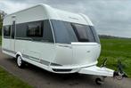 Hobby Excellent 495 UFE 2020 met Mover, Caravans en Kamperen, Caravans, Bedrijf, 1000 - 1250 kg, Rondzit, 4 tot 5 meter