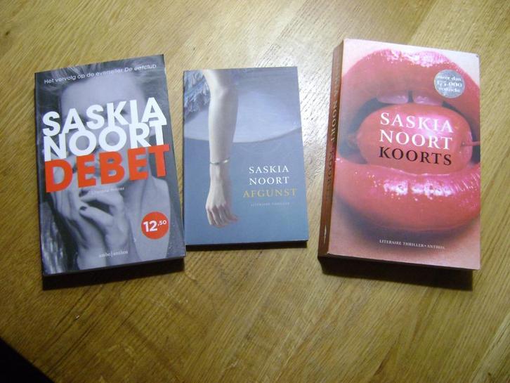 SASKIA NOORT boeken (7x), Boeken, Thrillers, Gelezen, Ophalen of Verzenden