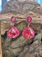 Vergulde edelsteen oorhangers, Nieuw, Ophalen of Verzenden, Roze, Met edelsteen
