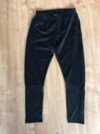Zwarte trainingsbroek maat 164 Masita, Zwart, Overige maten, Ophalen of Verzenden, Zo goed als nieuw