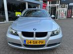 BMW 3-serie 320i High Executive, Achterwielaandrijving, Beige, 4 cilinders, 150 pk