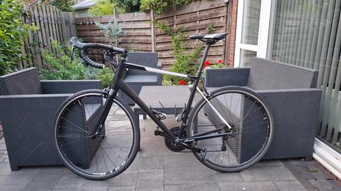Cube Attain framemaat 60 uit 2019, Fietsen en Brommers, Fietsen | Racefietsen, Gebruikt, Overige merken, Meer dan 20 versnellingen
