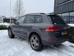 Volkswagen Touareg 3.0 V6 TDI 245pk Highline Full Options !, Auto's, Automaat, Euro 5, Gebruikt, Zwart
