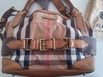 originele BURBERRY House Check schoudertas/handtas ZGAN, Ophalen of Verzenden, Zo goed als nieuw, Bruin, Handtas