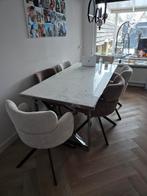 Moderne eettafel met marmeren blad, Huis en Inrichting, Tafels | Eettafels, 100 tot 150 cm, Ophalen of Verzenden, Zo goed als nieuw