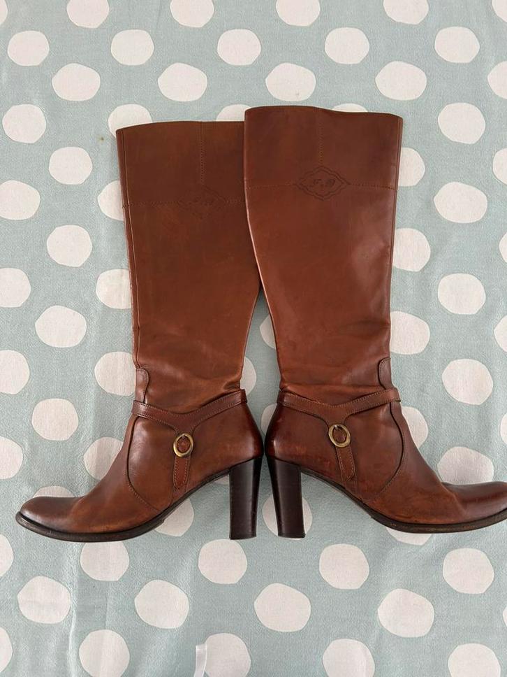 Floris van Bommel maat 37  leren cognac laars, rits en hak, Kleding | Dames, Schoenen, Zo goed als nieuw, Hoge laarzen, Bruin