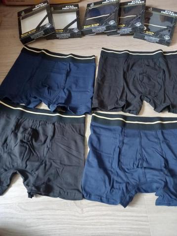 Nieuw! Onderbroeken boxers blauw en zwart maat M beschikbaar voor biedingen
