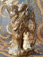 Konijn bij boom mooie grote oude Engelse SylvaC vaas 23,7 cm, Antiek en Kunst, Ophalen of Verzenden