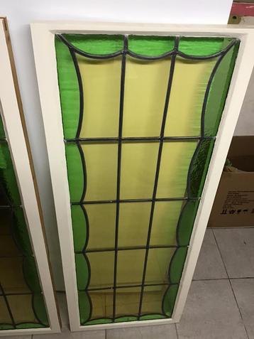 Te koop aangeboden 2 mooie glas en lood panelen beschikbaar voor biedingen