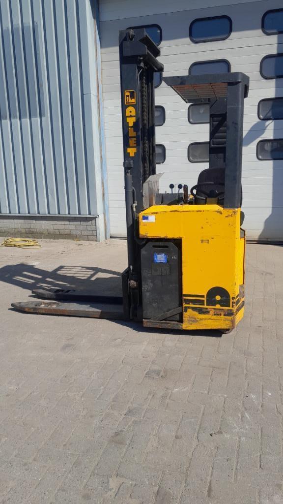 Stapelaar, Zakelijke goederen, Machines en Bouw | Heftrucks en Intern transport, Stapelaar, Elektrisch, 1000 tot 2000 kg, Ophalen