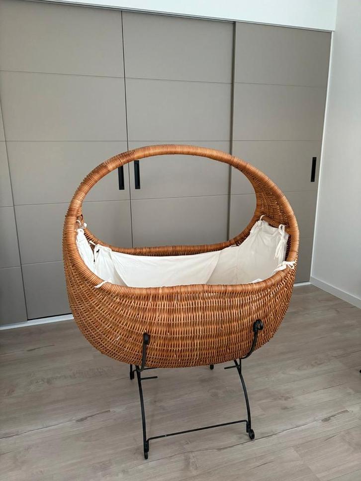 Nette wieg Celine, Kinderen en Baby's, Babywiegjes en Ledikanten, Gebruikt, Wieg, Ophalen