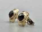 Vintage gouden oorbellen met edelsteen granaat. 2026/17., ., Ophalen of Verzenden, Zo goed als nieuw, .