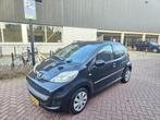 Peugeot 107 1.0-12V Urban Move, Auto's, Peugeot, Voorwielaandrijving, Gebruikt, 4 stoelen, Origineel Nederlands