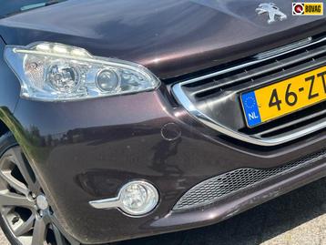 Peugeot 208 1.6 THP Allure - Rouge Noir - Claudia zwart lede beschikbaar voor biedingen