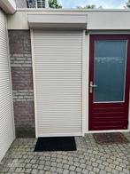 Elektrisch en handbediening rolluiken, Doe-het-zelf en Verbouw, Rolluiken, Ophalen, Gebruikt, 200 cm of meer, Crème of Beige