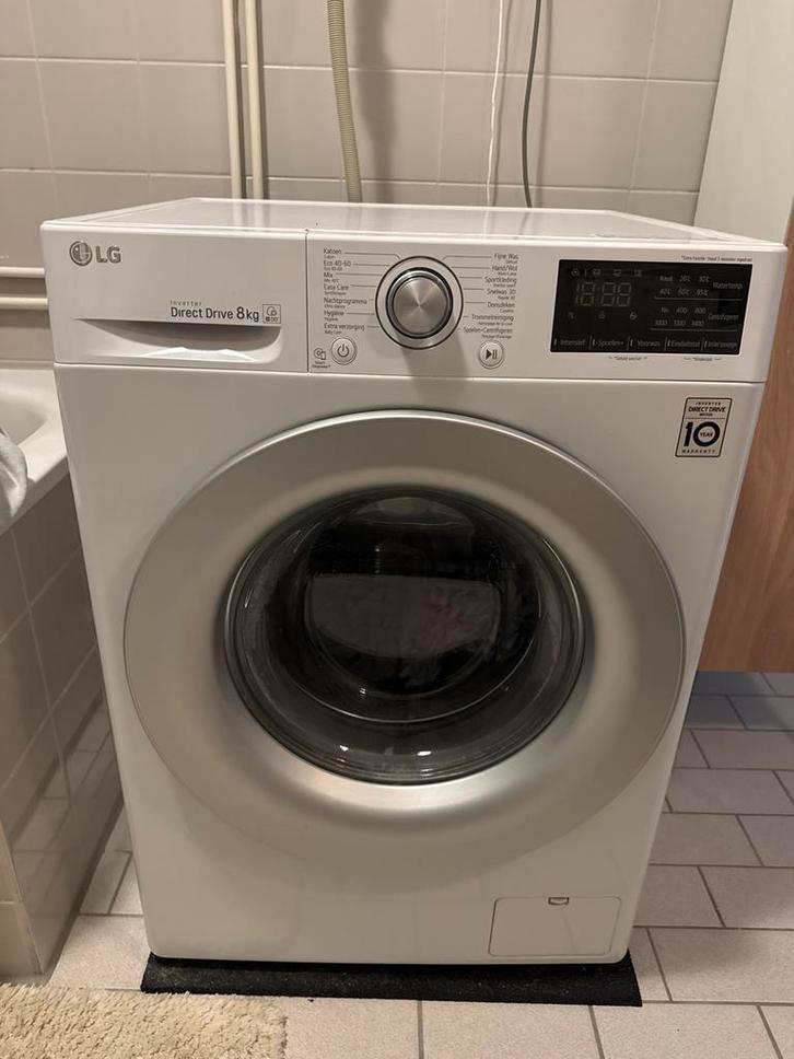 LG Direct Drive 8kg Wasmachine, Witgoed en Apparatuur, Wasmachines, Zo goed als nieuw, Voorlader, 6 tot 8 kg, 85 tot 90 cm, 1200 tot 1600 toeren