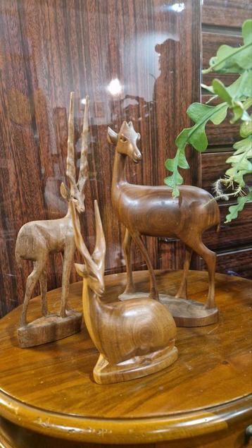 3 Houten Retro Hertjes - Decoratie beschikbaar voor biedingen