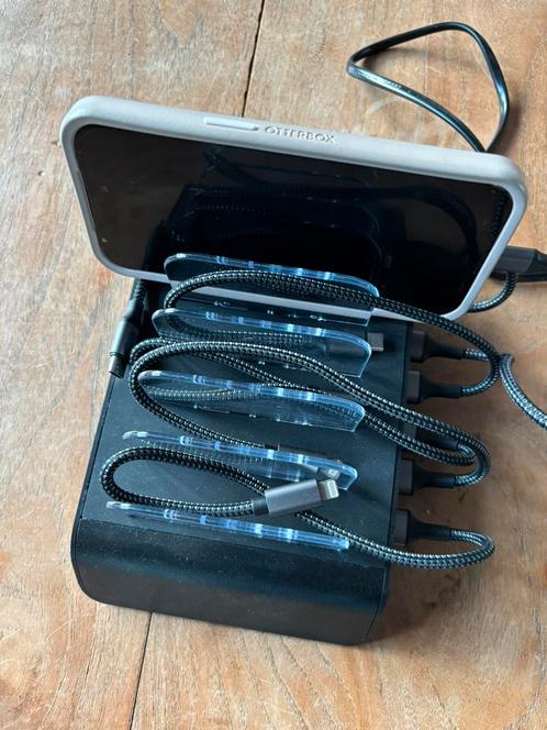 Oplaadstation voor smartphones & tablets, Telecommunicatie, Mobiele telefoons | Telefoon-opladers, Zo goed als nieuw, Overige merken